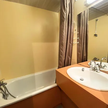 Résidence Hauts De La Vanoise - Location: Petit Confortable Pour 4 Personnes Avec Un Grand Balcon Mae-9039 Apartamento