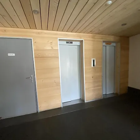 Appartement Résidence Hauts De La Vanoise - Location: Petit Confortable Pour 4 Personnes Avec Un Grand Balcon Mae-9039 Val Thorens
